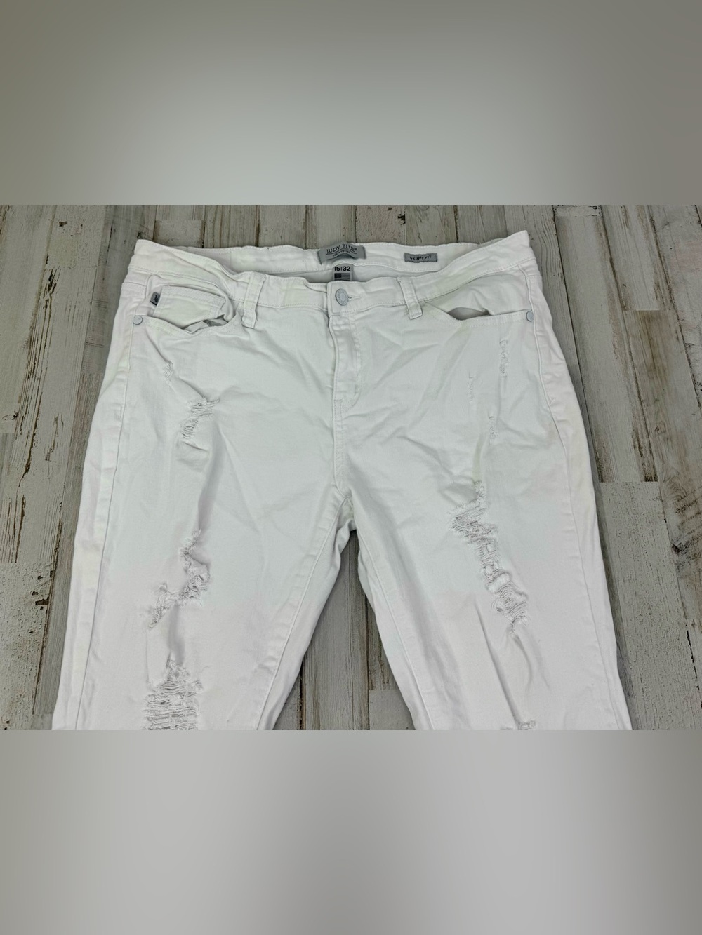 Judy Blue Jeans Womens 15/32 White Mid Rise Skinny Fit Stretchy Waist - Picture 2 of 12